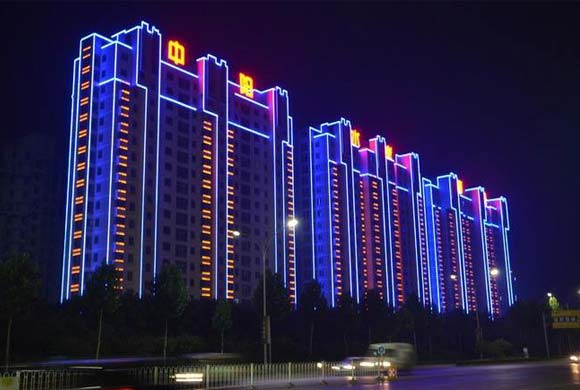 戶外樓體亮化怎么做效果更好？