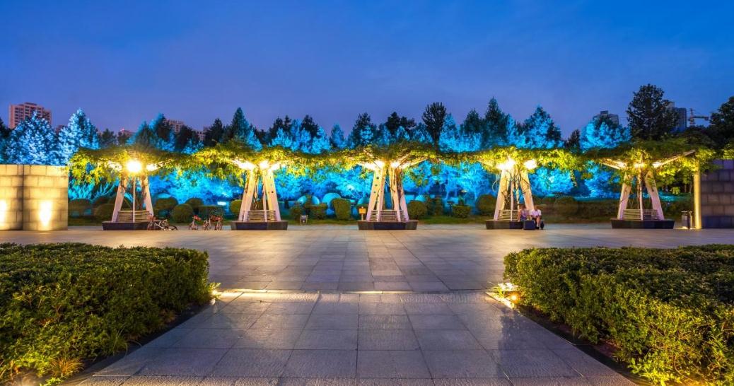 如何打造一場(chǎng)獨(dú)具特色的亮化工程——從設(shè)計(jì)到落實(shí)
