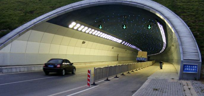 隧道照明：如何讓每個人的行駛更加安全？