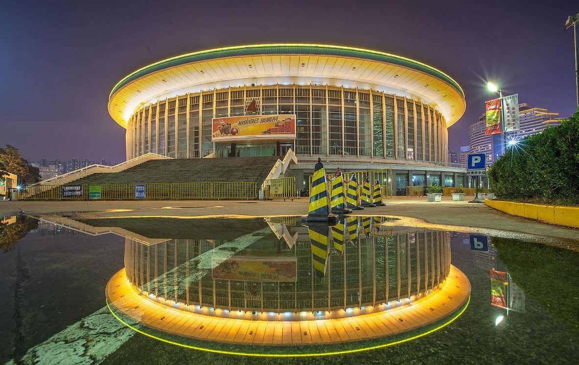 樓體燈光：讓城市夜晚更美麗